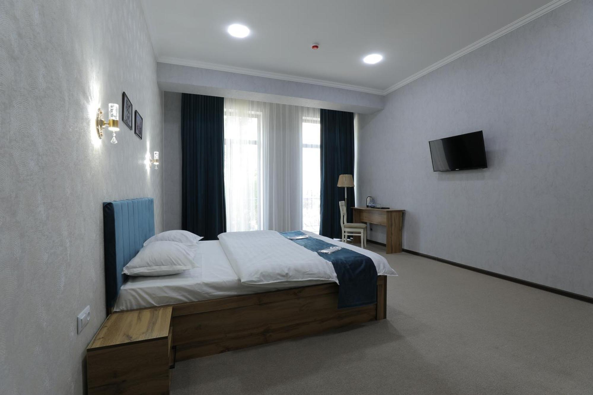 Resident Hotel Tashkent Exterior foto