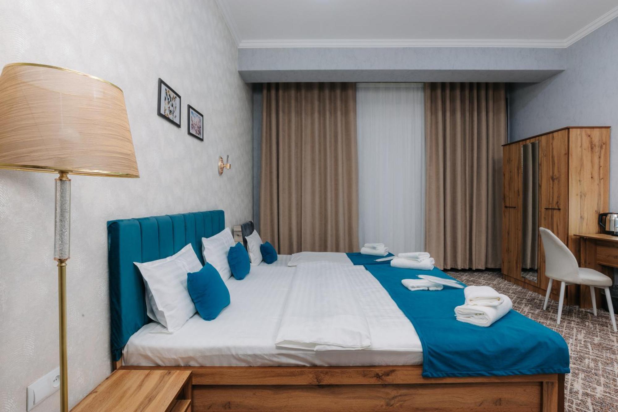 Resident Hotel Tashkent Exterior foto