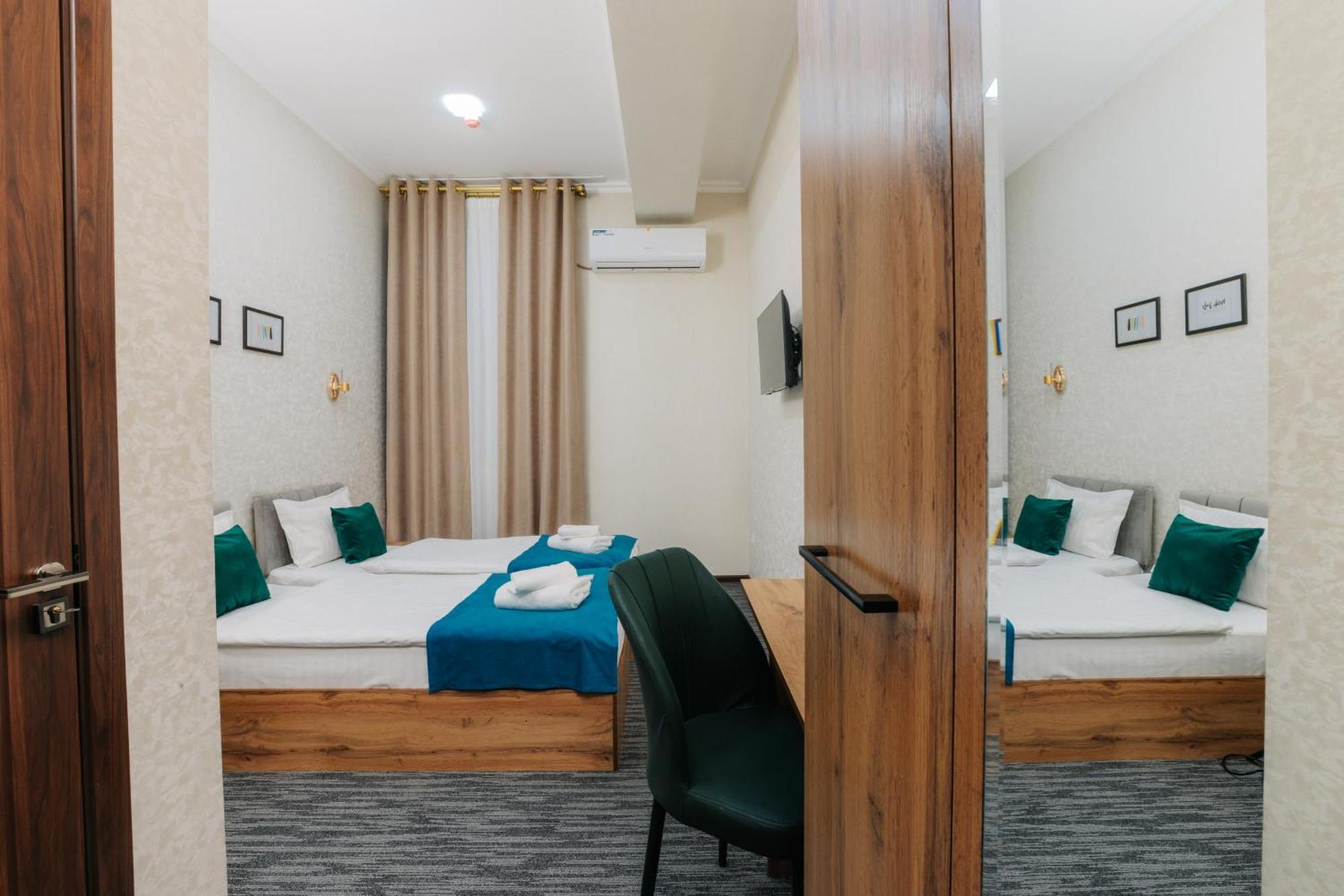 Resident Hotel Tashkent Exterior foto