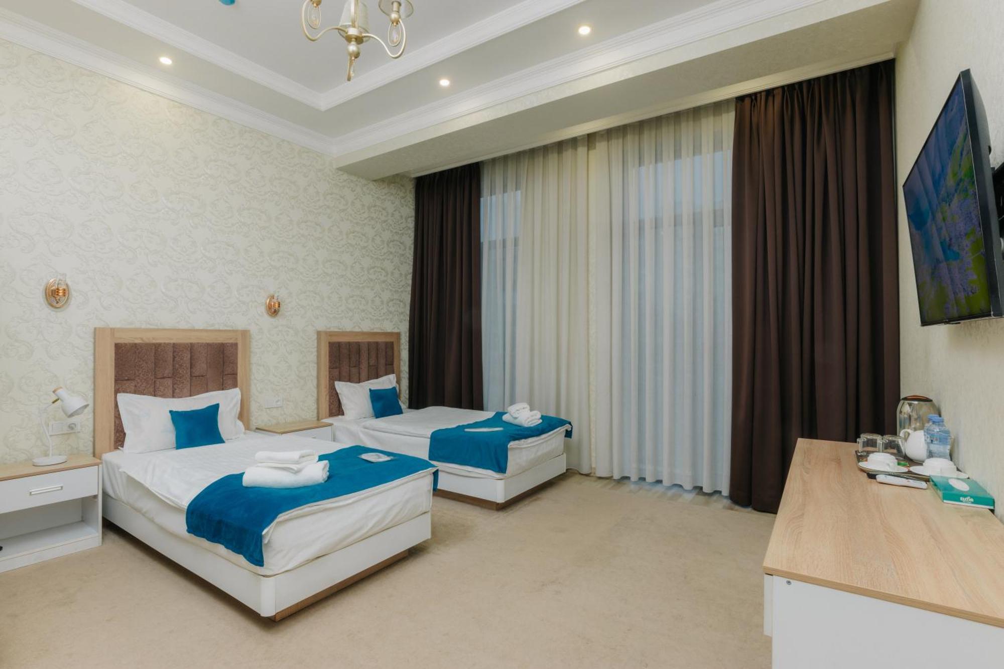 Resident Hotel Tashkent Exterior foto